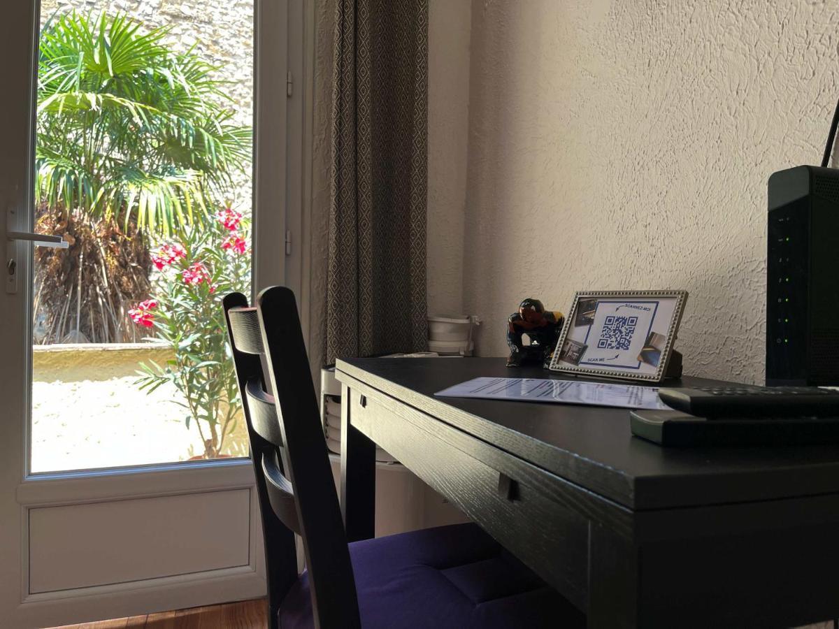Studio Avec Terrasse Sur Cour, Authentique, Calme Avignon Eksteriør billede